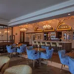 Glenroyal فندق