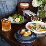 Glenroyal فندق ماينوث